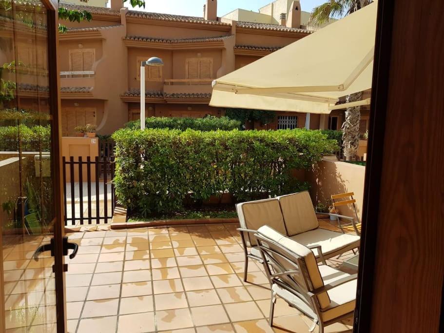 Chalet Adosado En La Playa De El Perellonet Con Piscina, Pista Tenis Valencia Exterior foto