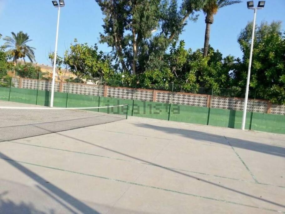 Chalet Adosado En La Playa De El Perellonet Con Piscina, Pista Tenis Valencia Exterior foto