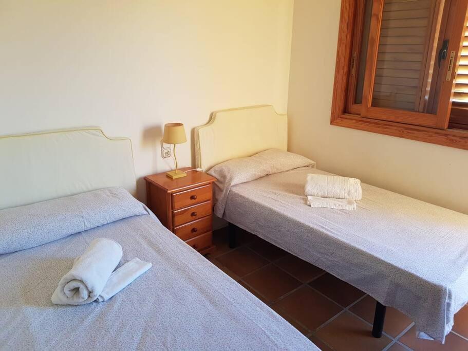 Chalet Adosado En La Playa De El Perellonet Con Piscina, Pista Tenis Valencia Exterior foto