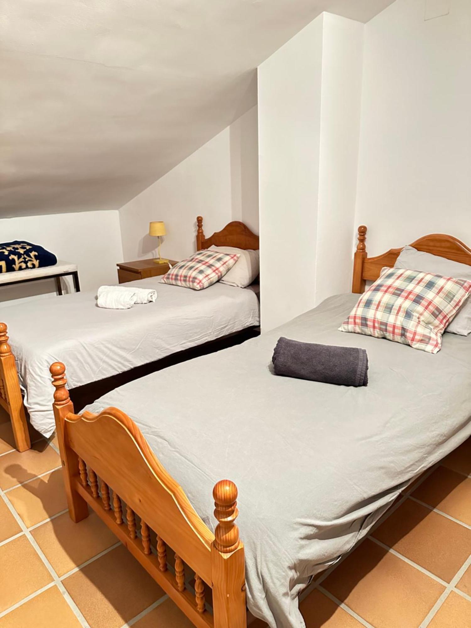 Chalet Adosado En La Playa De El Perellonet Con Piscina, Pista Tenis Valencia Exterior foto